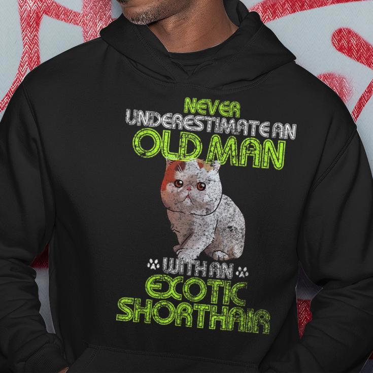 Never Underestimate An Old Man With An Exotic Shorthair Gift Hoodie Funny Gifts