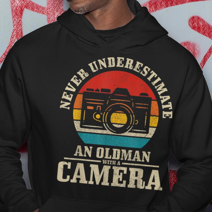 Photographer Never Underestimate An Old Man With A Camera Gift For Mens Hoodie Funny Gifts