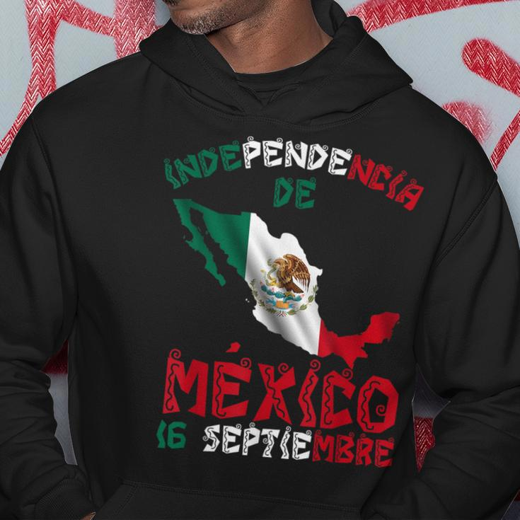 Vintage Mexico Flag 16Th September Mexican Independence Day Hoodie Funny Gifts