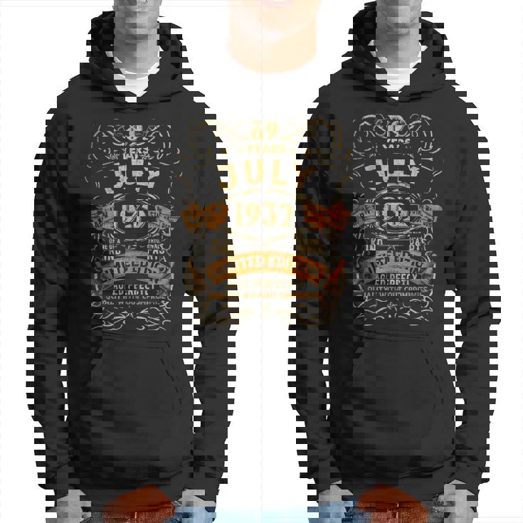 Born In July 1932 89Th Birthday Gift Party 89 Years Old Hoodie