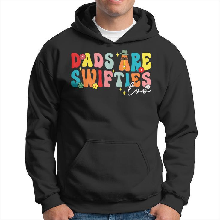 Fathers Day  Its Me Hi Im The Dads Its Me Retro Groovy  Hoodie