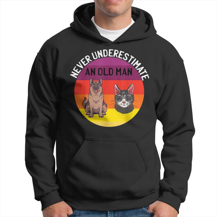 Never Underestimate An Old Man With German Shepherd Cat Gift For Mens Hoodie