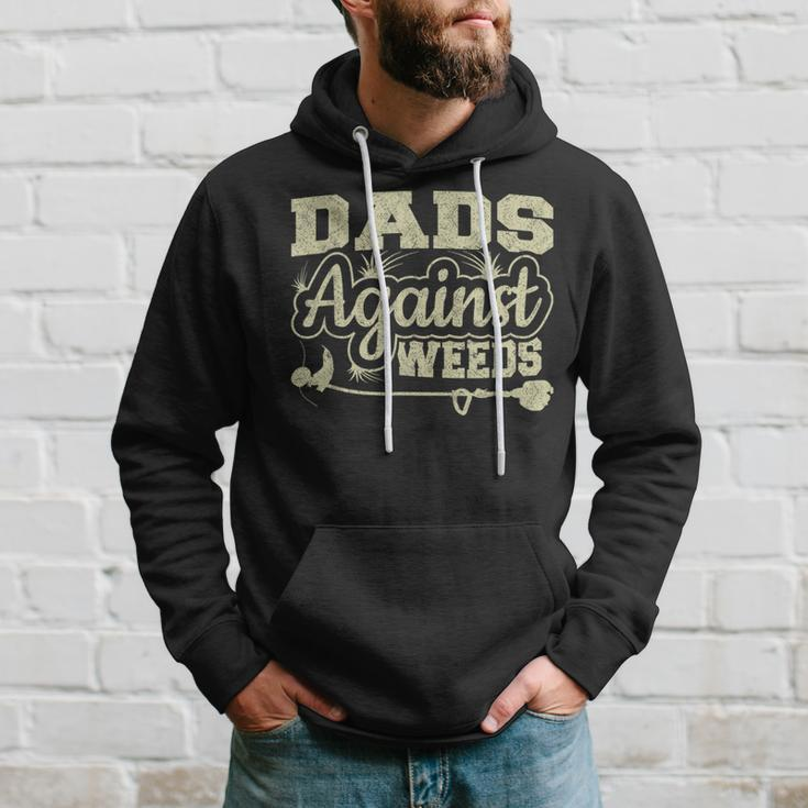 Dads Against Weeds Gardening Dad Joke Lawn Mowing Funny Dad Hoodie Gifts for Him
