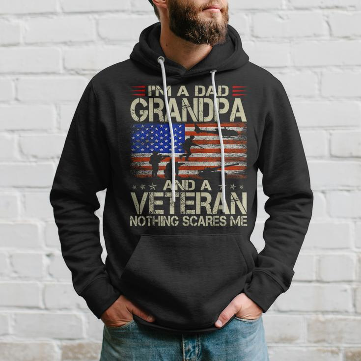 I'm A Dad Grandpa And Veteran Retro Papa Grandpa Hoodie Gifts for Him