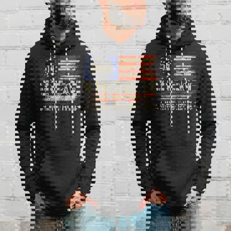 Vintage 1948 Limited Edition 75 Year Old Gifts 75Th Birthday Hoodie Gifts for Him