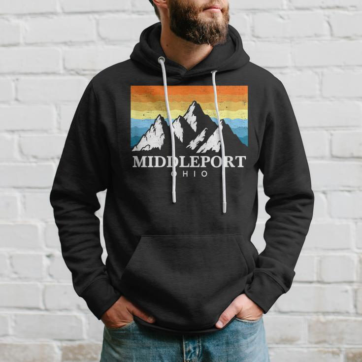 Vintage Middleport Ohio Mountain Hiking Souvenir Print Hoodie Gifts for Him