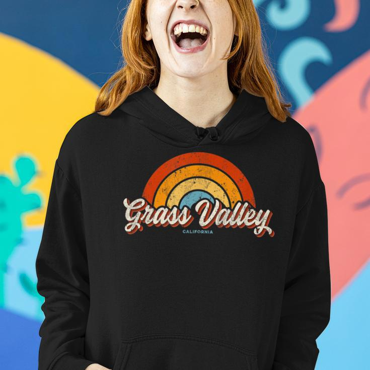 Grass Valley California Ca Vintage Rainbow Retro 70S Women Hoodie Gifts for Her