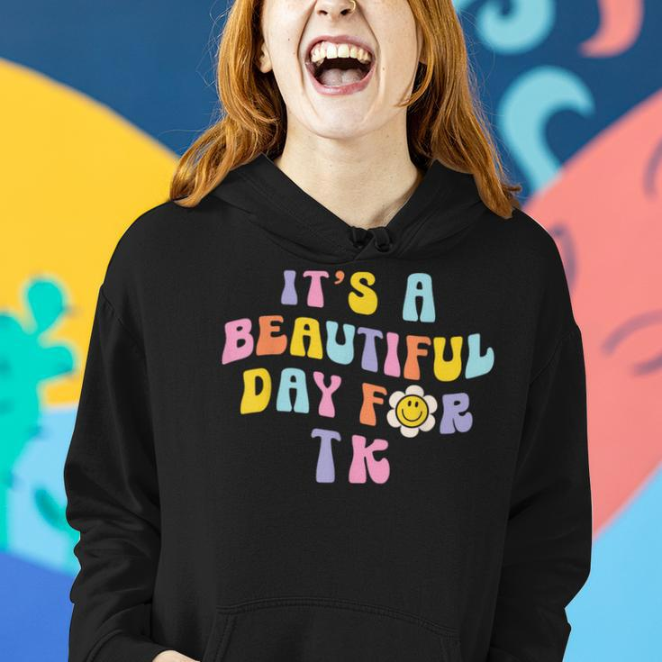 It’S A Beautiful Day For Tk Learning Retro Teacher Students Women Hoodie Gifts for Her