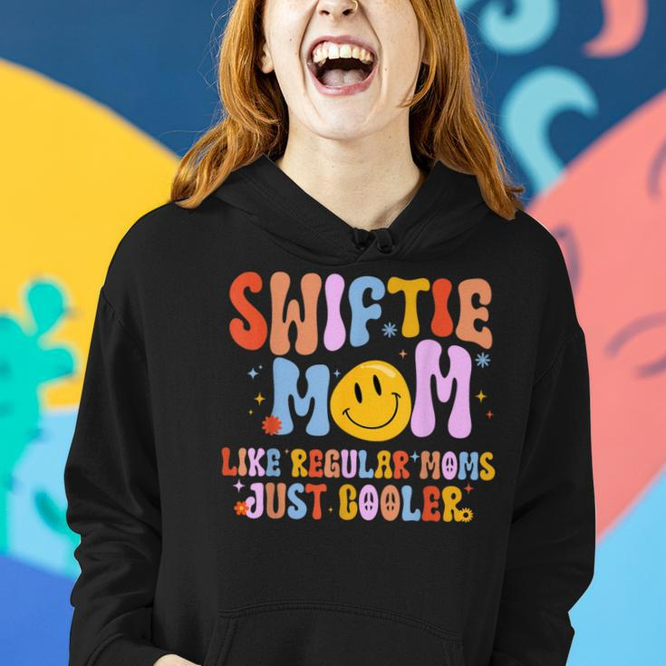 Its Me Hi Im The Cool Mom Its Me Retro Groovy Mothers Day Women Hoodie Gifts for Her