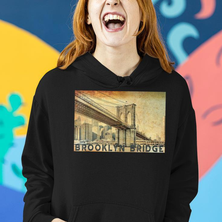 Ny Brooklyn Bridge Connects Manhattan & Brooklyn Women Women Hoodie Gifts for Her
