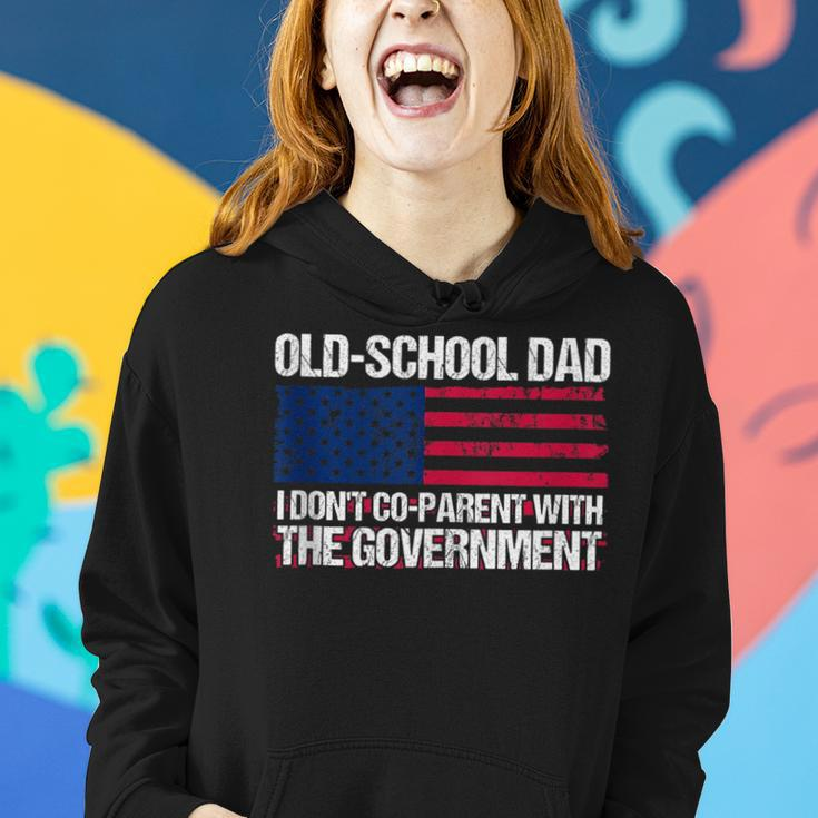 Old-School Dad I Don’T Co-Parent With The Government Vintage Funny Gifts For Dad Women Hoodie Gifts for Her