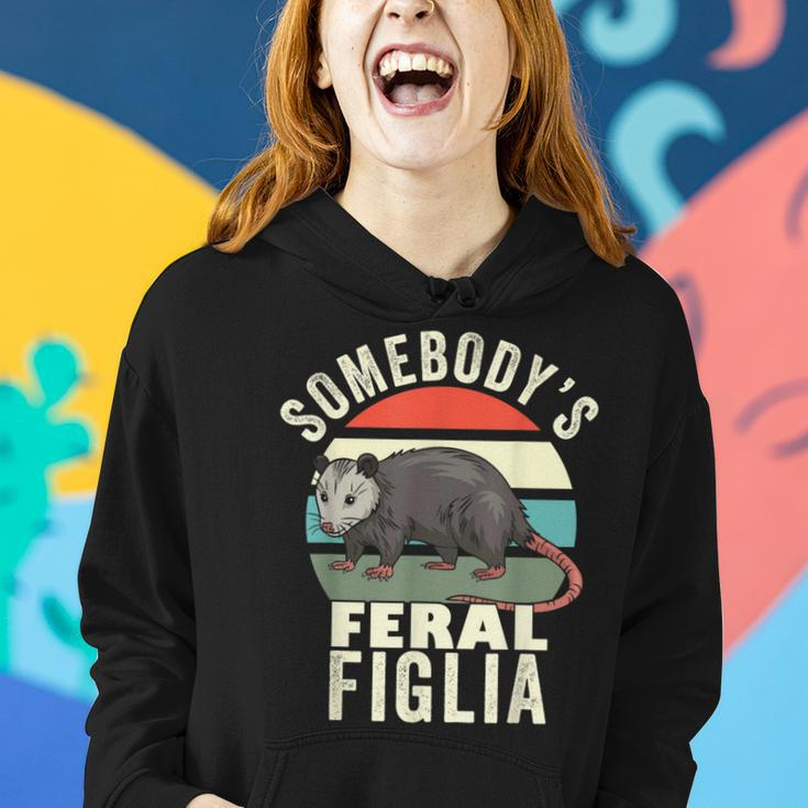 Somebodys Feral Figlia Italian Daughter Retro Feral Cat Women Hoodie Gifts for Her