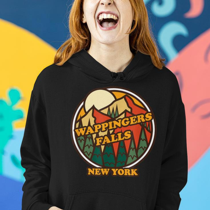 Vintage Wappingers Falls New York Mountain Souvenir Print Women Hoodie Gifts for Her