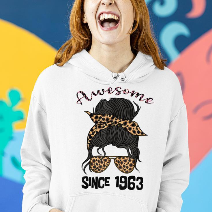 60 Year Old Awesome Since 1963 59Th Birthday Woman And Girl Women Hoodie Gifts for Her