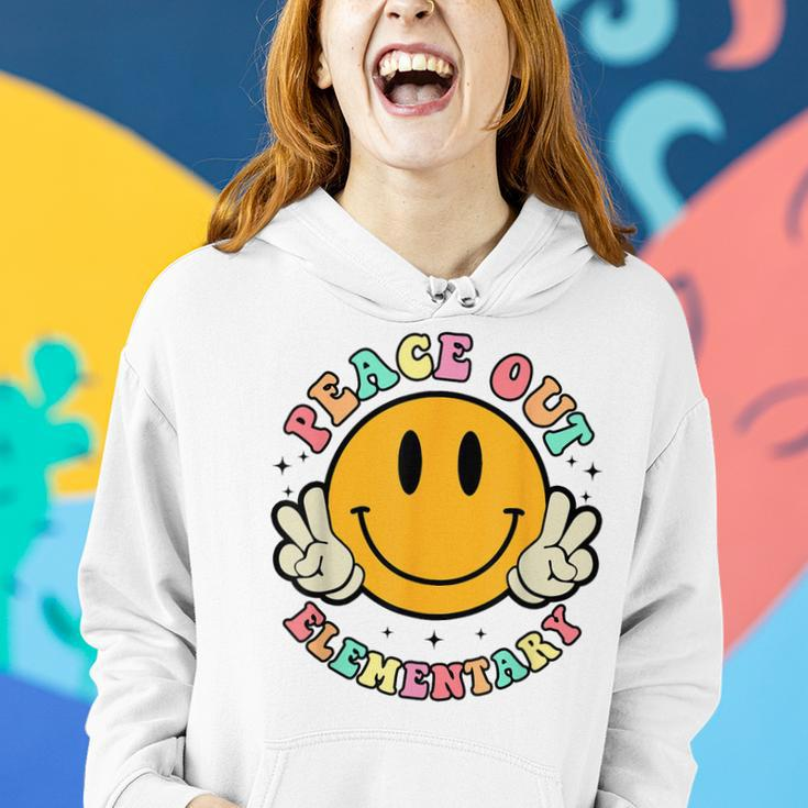 Peace Out Elementary Teacher Kids Retro Last Day Of School Women Hoodie Gifts for Her
