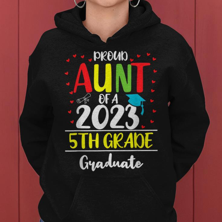 Funny Proud Aunt Of A Class Of 2023 5Th Grade Graduate Women Hoodie