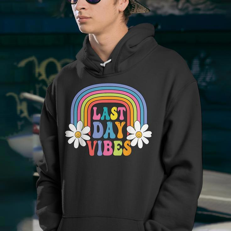 Last Day Vibes Elementary School Teacher Last Day Of School Gifts For Teacher Funny Gifts Youth Hoodie