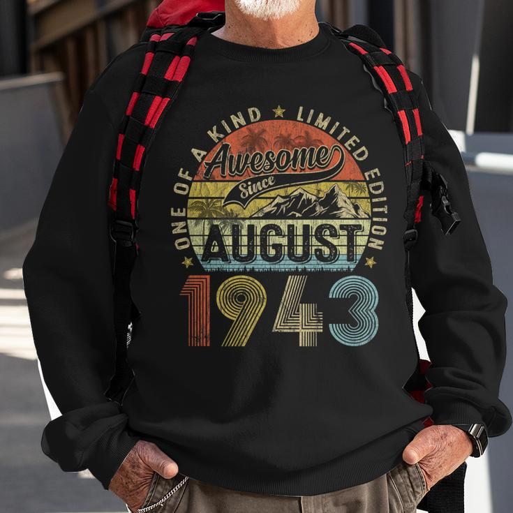 80 Years Old August 1943 Vintage Retro 80Th Birthday Sweatshirt Gifts for Old Men