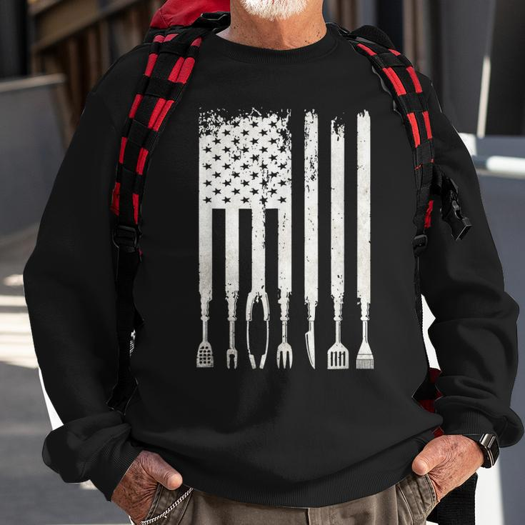 Funny Bbq American Flag Gift Smoker Grilling Barbecue Master Sweatshirt Gifts for Old Men