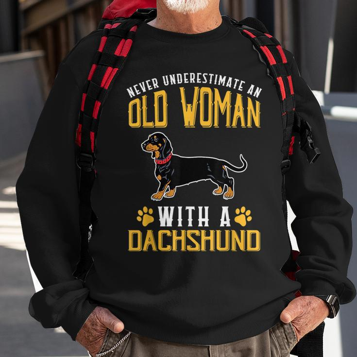 Funny Never Underestimate An Old Woman With A Dachshund Cute Sweatshirt Gifts for Old Men