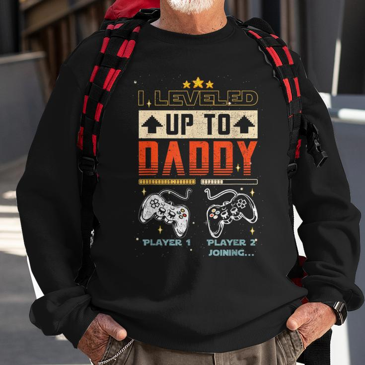 I Leveled Up To Daddy 2023 Fathers Day Gift Soon To Be Dad Sweatshirt Gifts for Old Men