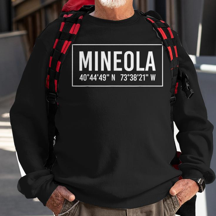 Mineola Ny New York City Coordinates Home Roots Sweatshirt Gifts for Old Men