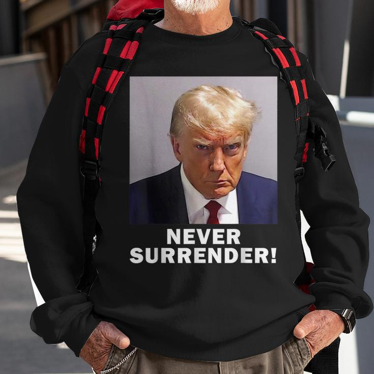 President Legend Trump 2024 Hot Never Surrender Sweatshirt Gifts for Old Men