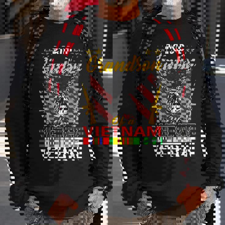 Proud Grandson Of A Vietnam Veteran| Proud Vietnam Veterans Sweatshirt Gifts for Old Men