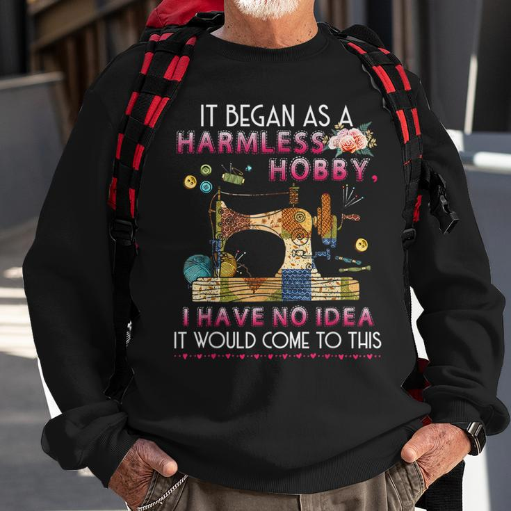 Quilting Saying Sewing Quote Quilt Hobby Graphic Themed Gift Sweatshirt Gifts for Old Men