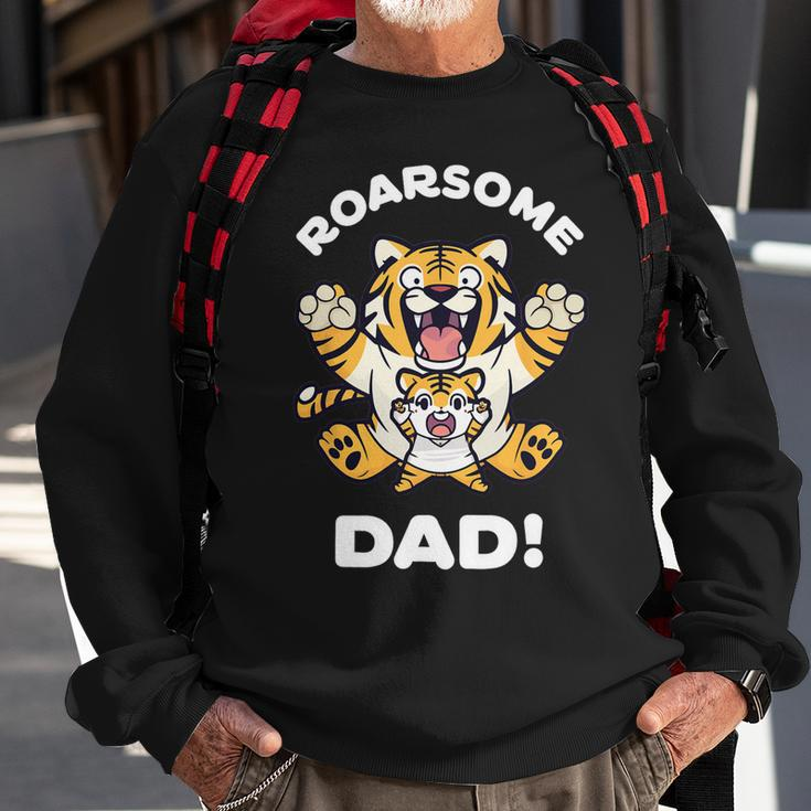 Roarsome Dad Funny Tiger Lover Father Daddy Sweatshirt Gifts for Old Men