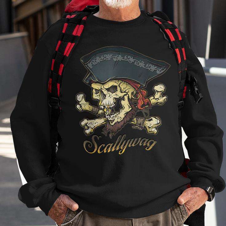 Scallywag Pirate Skull And Crossbones Jolly Roger Jolly Roger Sweatshirt Gifts for Old Men