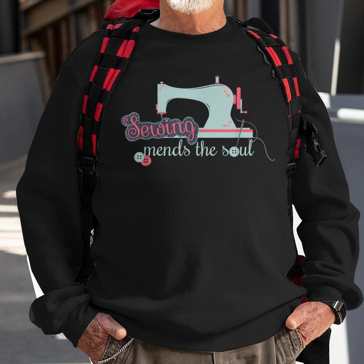 Sewing Mends The Soul Funny Sewing Kit For Quilting Lover Sweatshirt Gifts for Old Men