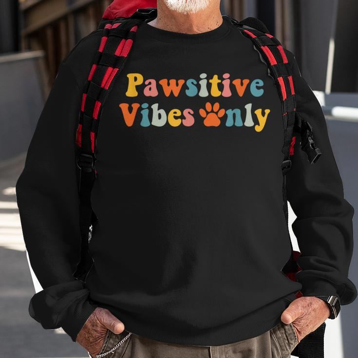 Vet Tech Pawsitive Vibes Veterinarian Veterinary Assistant Sweatshirt Gifts for Old Men