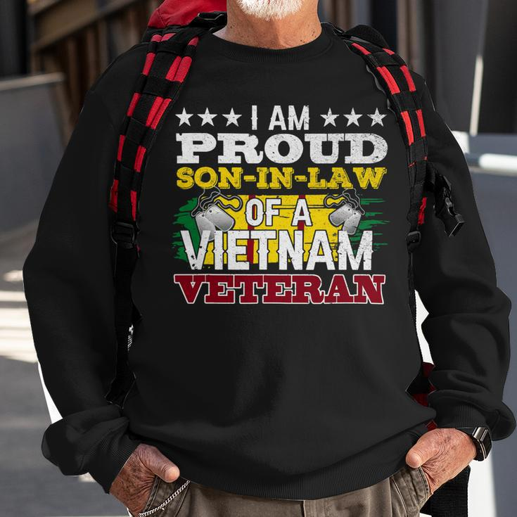 Veteran Vets Vietnam Veteran Shirts Proud Soninlaw Tees Men Boys Gifts Veterans Sweatshirt Gifts for Old Men