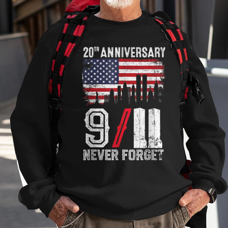 Vintage Design Patriotic Day Never Forget 2001 911 Sweatshirt Gifts for Old Men