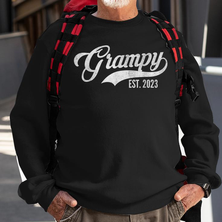 Vintage Grampy Est 2023 First Time Grandpa Fathers Day Gift Gift For Mens Sweatshirt Gifts for Old Men