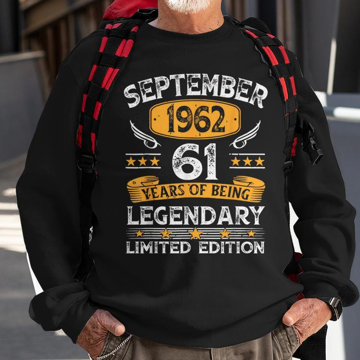 Vintage September 1962 61 Years Old 61St Birthday Sweatshirt Gifts for Old Men