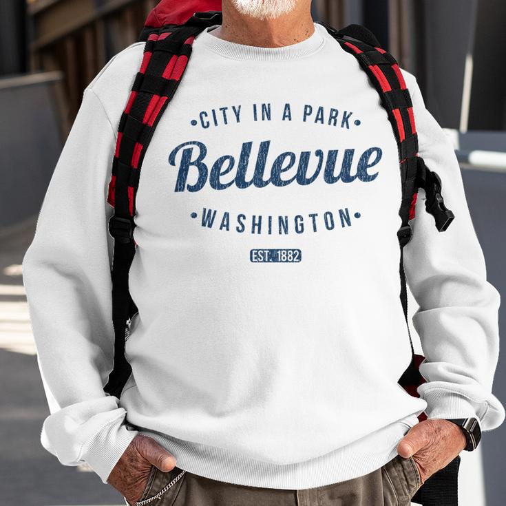 Bellevue Washington Vintage Minimalist Souvenir Wa Bellevue Sweatshirt Gifts for Old Men