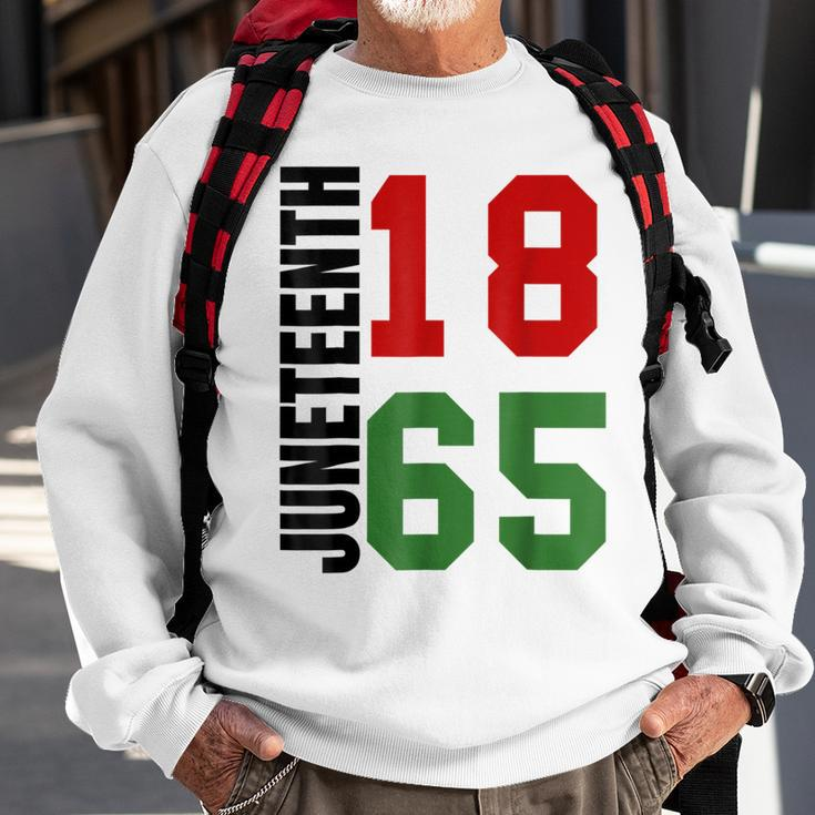 Black Proud African American For Junenth Sweatshirt Gifts for Old Men