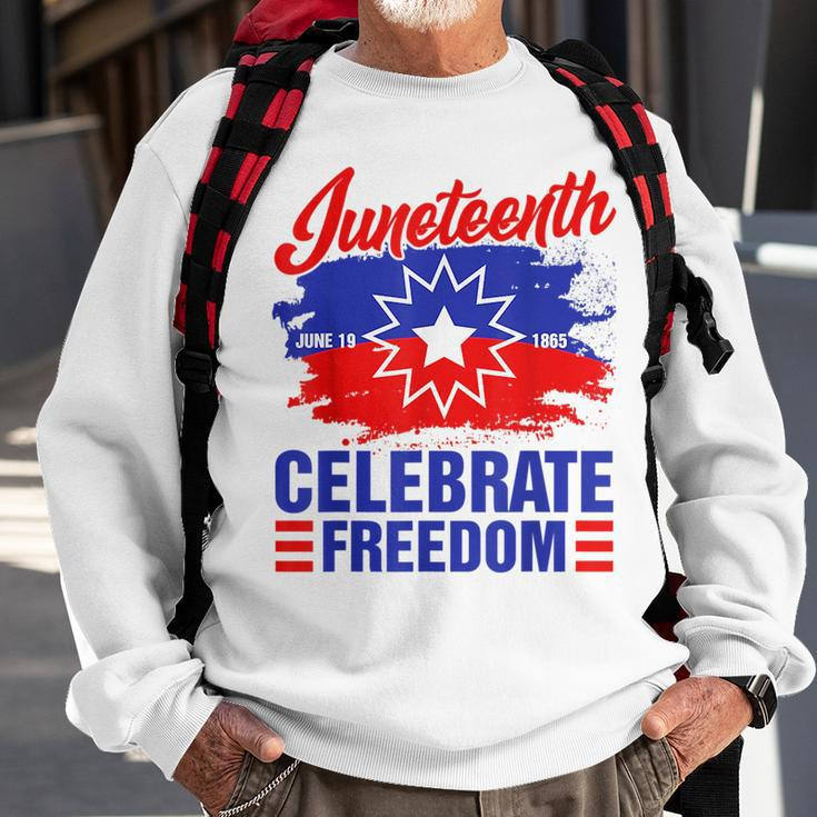 Junenth Celebrate Freedom Red White Blue Free Black Slave Sweatshirt Gifts for Old Men