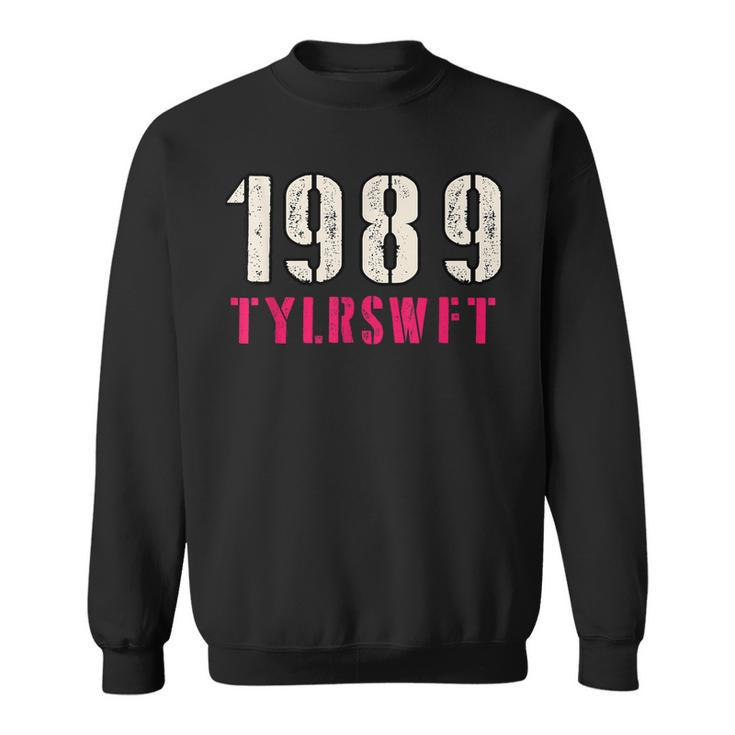1989 Rose Vintage Style Tylrswft  Sweatshirt