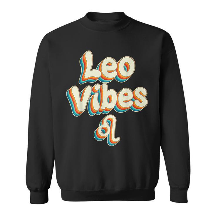 Cute Retro Leo Vibes Funny Leo Zodiac Birthday Decorations  Sweatshirt