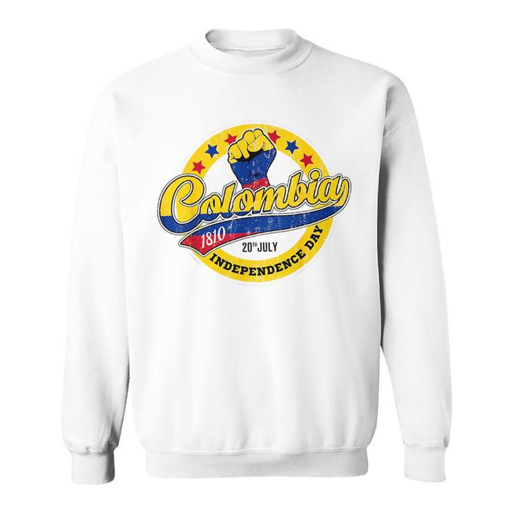 Colombian Independence Day Colombia Flag Retro Vintage Style Colombia Funny Gifts Sweatshirt
