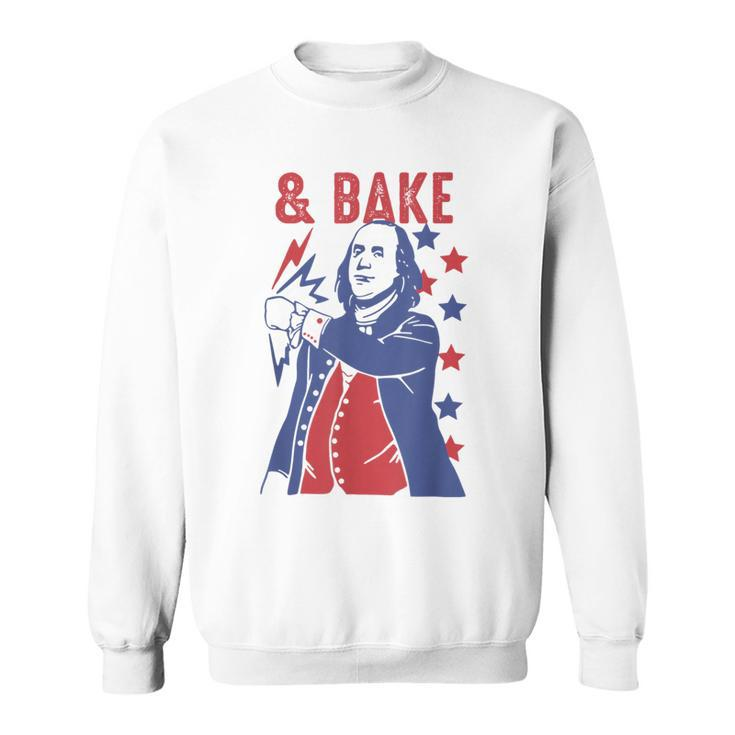 Shake And Bake Funny Couple Matching 4Th Of July Bake  Sweatshirt