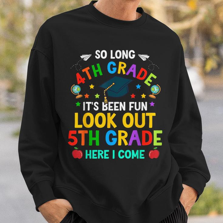 4Th Grade 5Th Here I Come First Day Back To School Kids Sweatshirt Gifts for Him