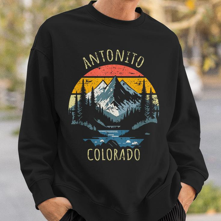 Antonito Colorado Usa Retro Mountain Vintage Style Sweatshirt Gifts for Him
