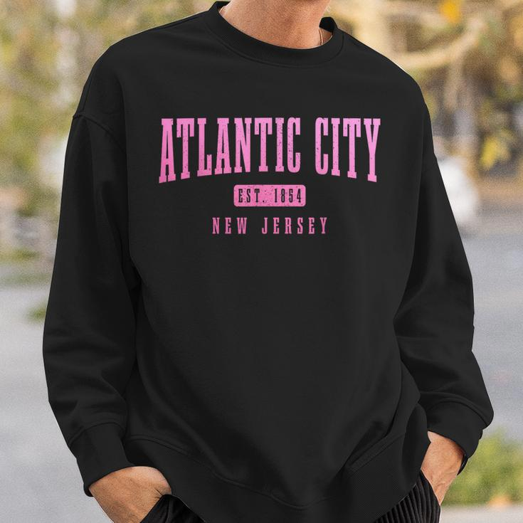 Atlantic City New Jersey Est 1854 Pride Vintage Sweatshirt Gifts for Him