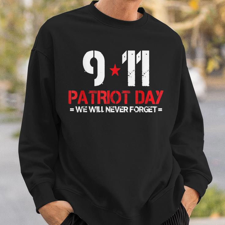 Basic Design 911 American Never Forget Day Sweatshirt Gifts for Him