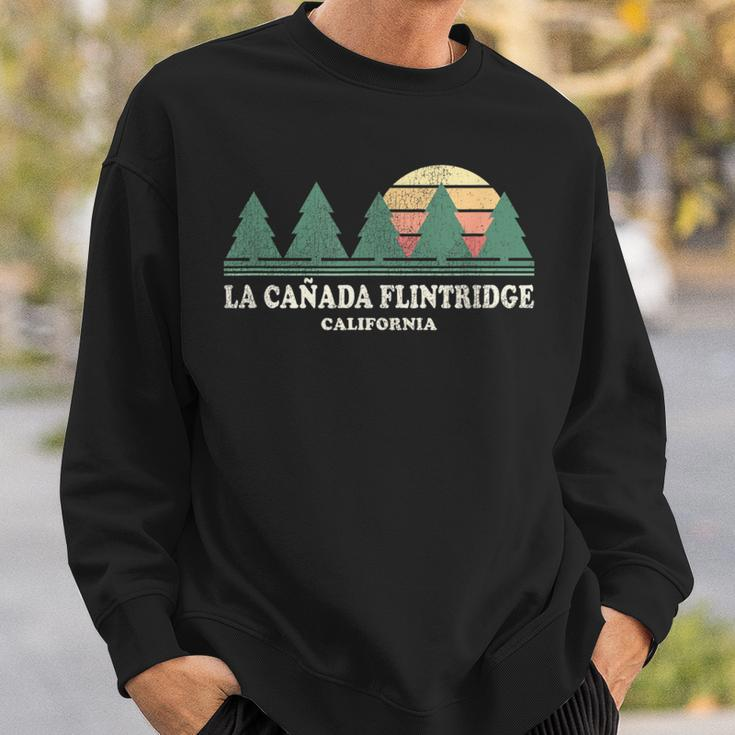 La Canada Flintridge Ca Vintage Throwback Retro 70S Desi Sweatshirt Gifts for Him