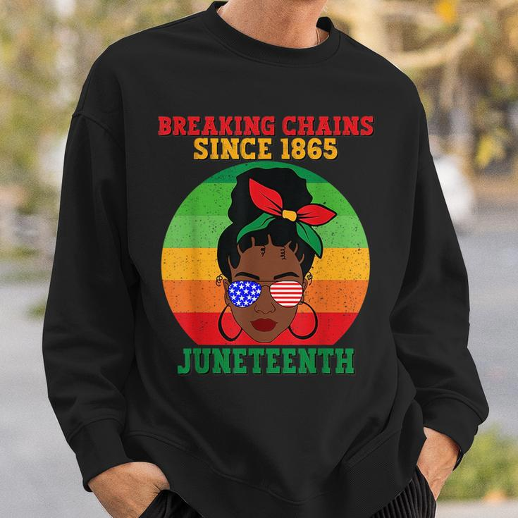 Messy Bun Junenth Breaking Chains Bandana Afro Sunglasses Sweatshirt Gifts for Him